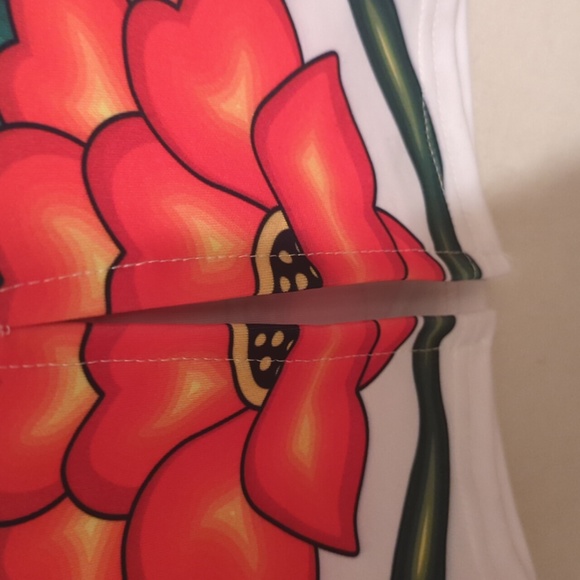 White floral dress size medium - Picture 7 of 8